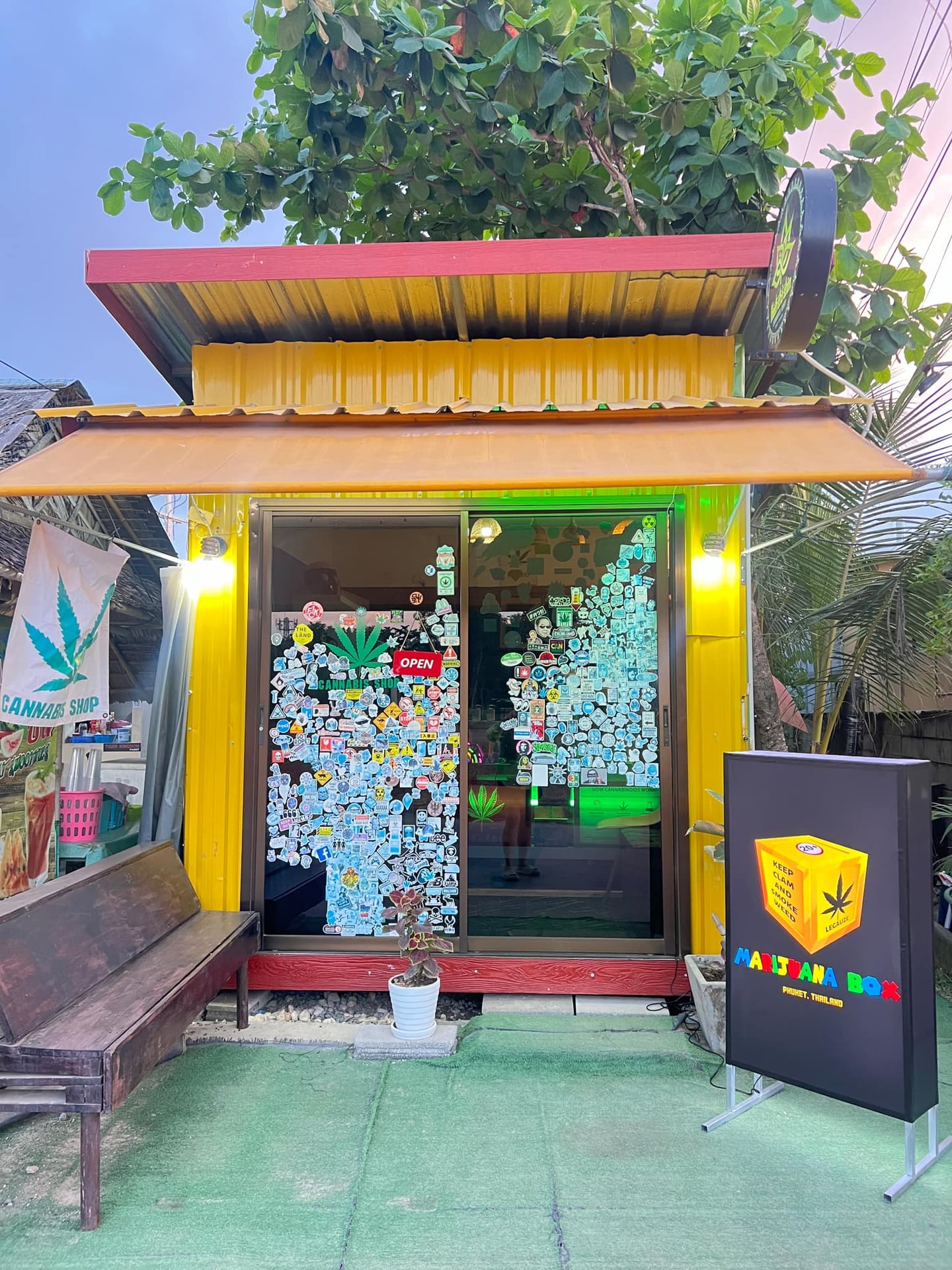 Weed Land Mai Khao