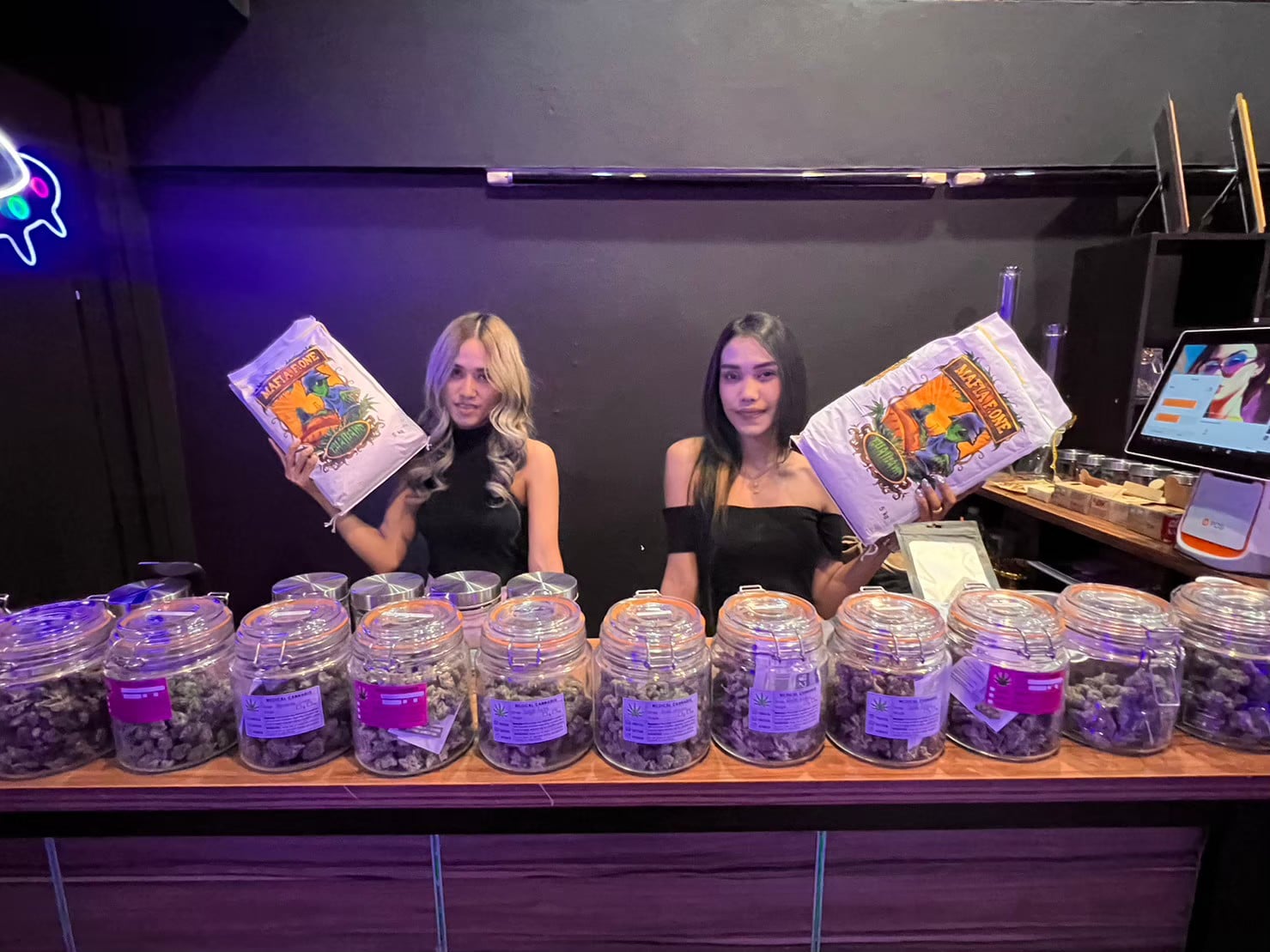 Chill Out Cannabis - Karon