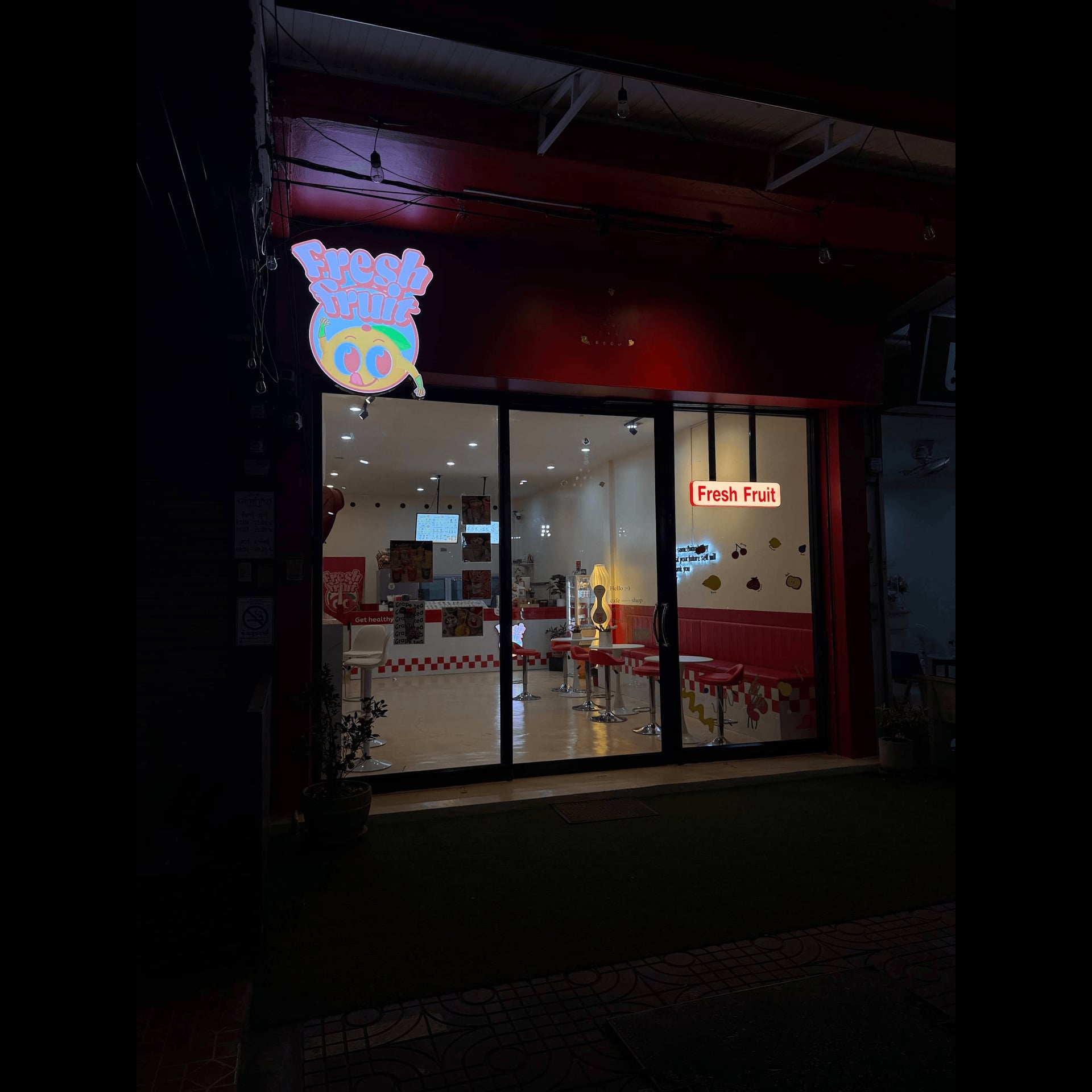 Konopná výdejna Fresh Fruit v Kamphaeng Phet logo