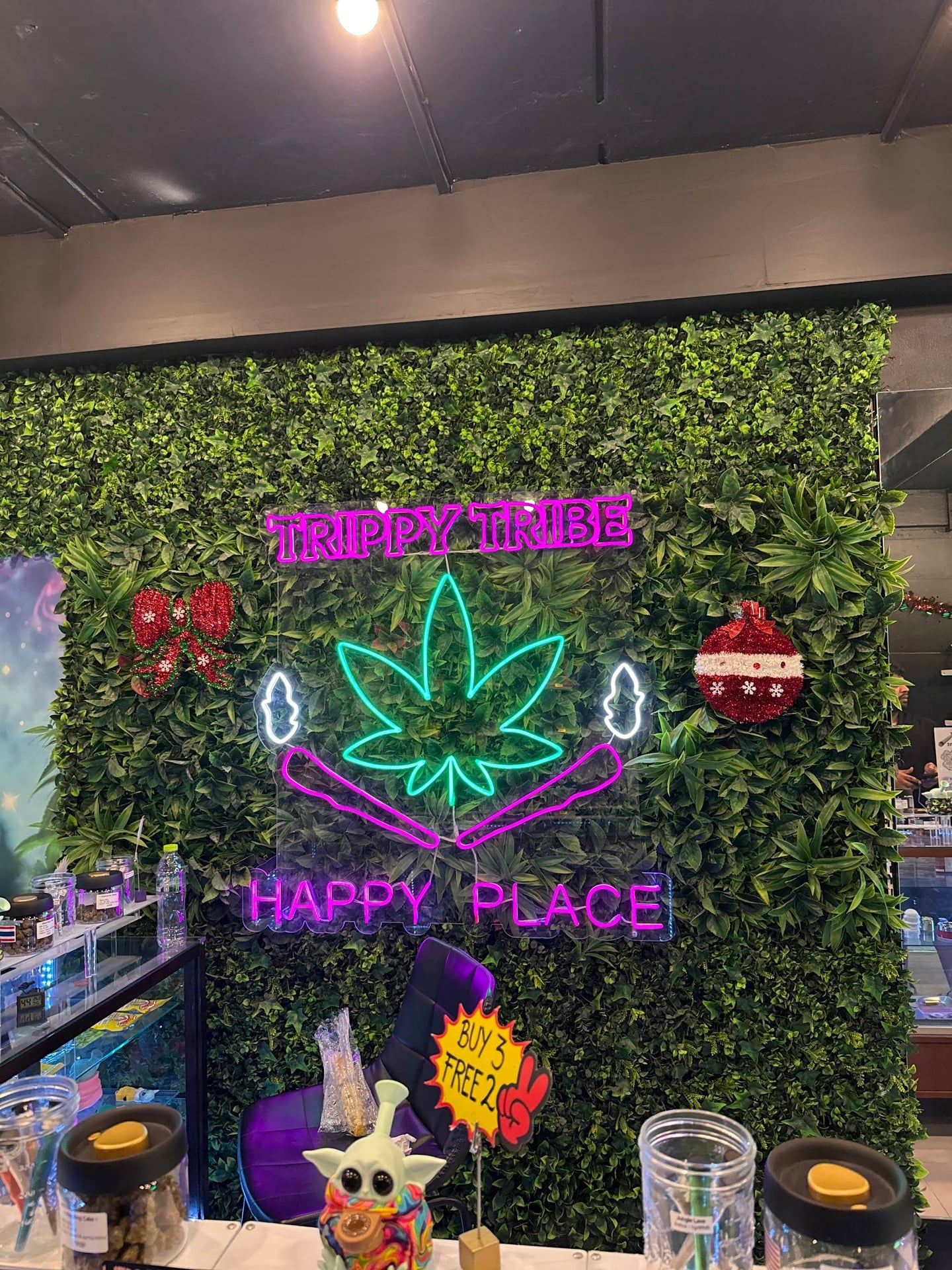 Cannabis Trippy Tribe