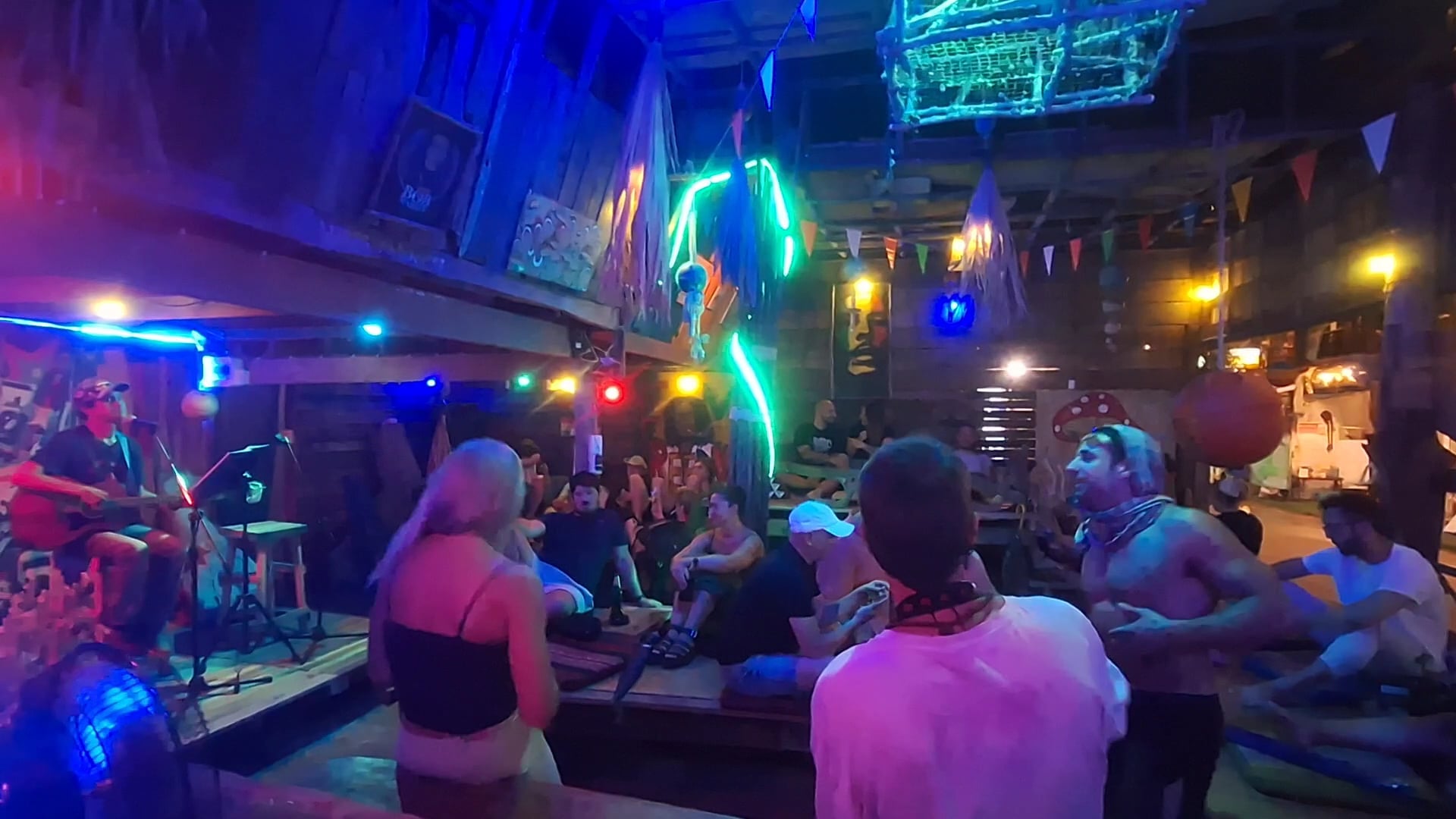 Stoned Bar