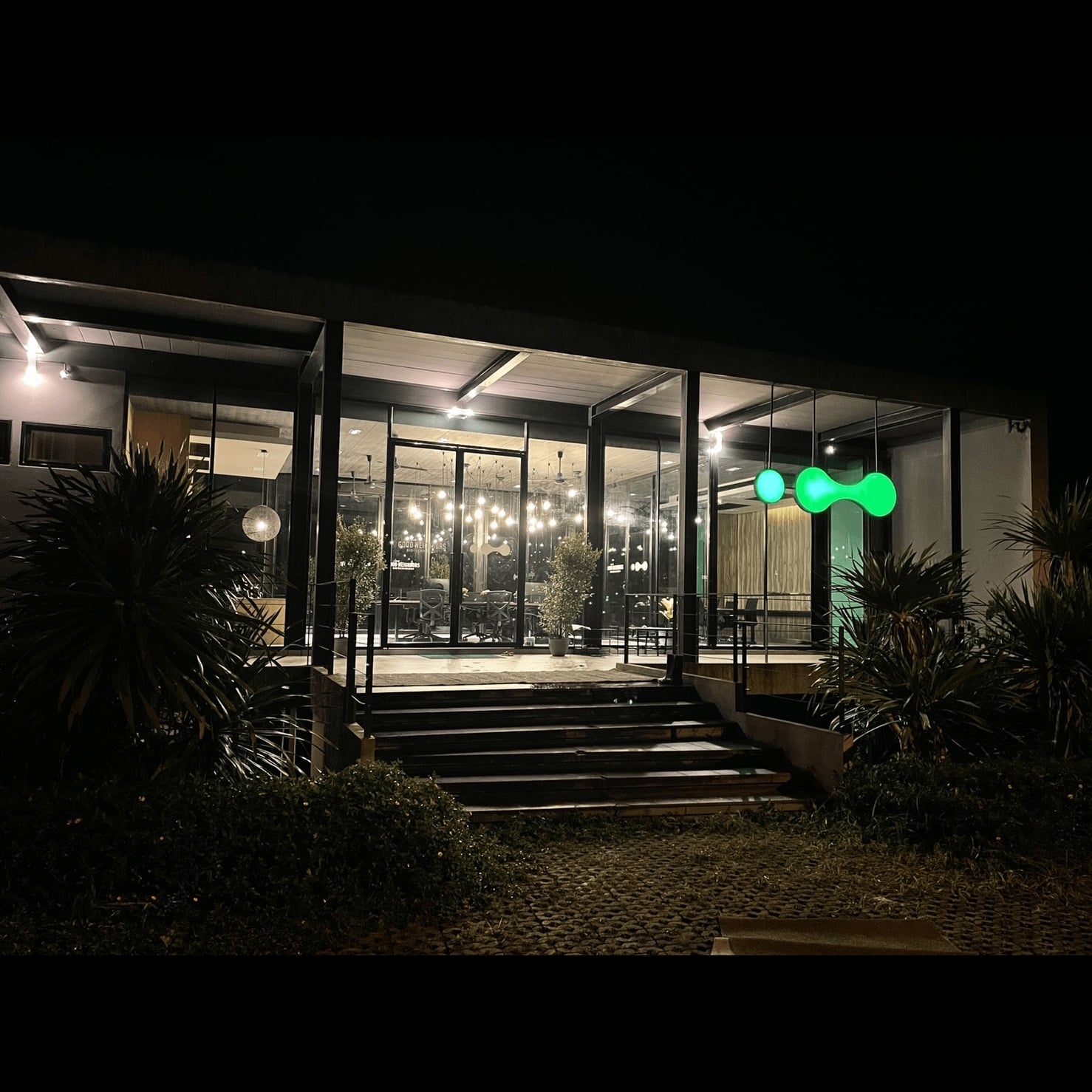 Sklep z konopiami Good Neighbors Biotechnology w Pak Chong logo