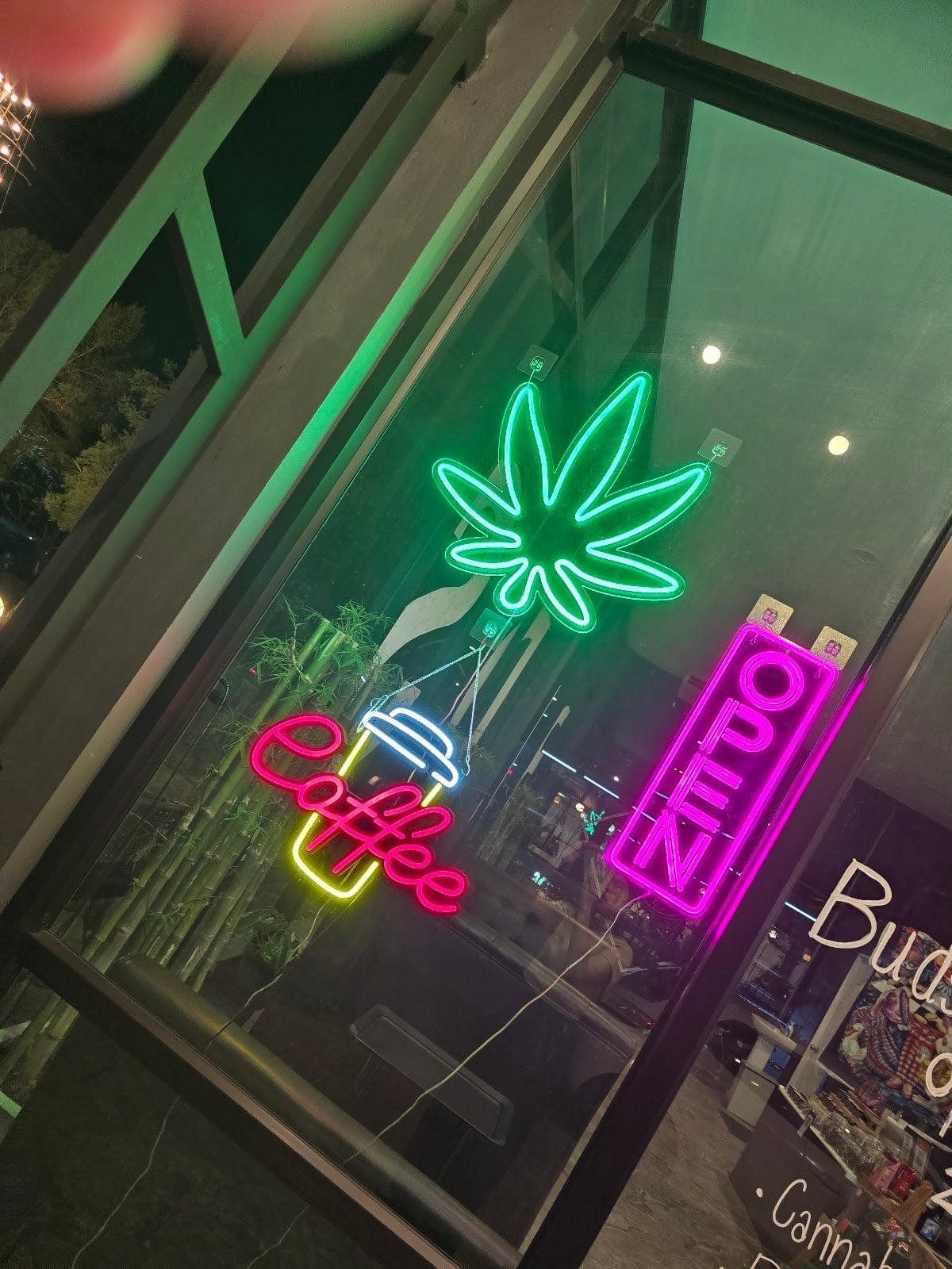 Buds House Cafe - Songprapa