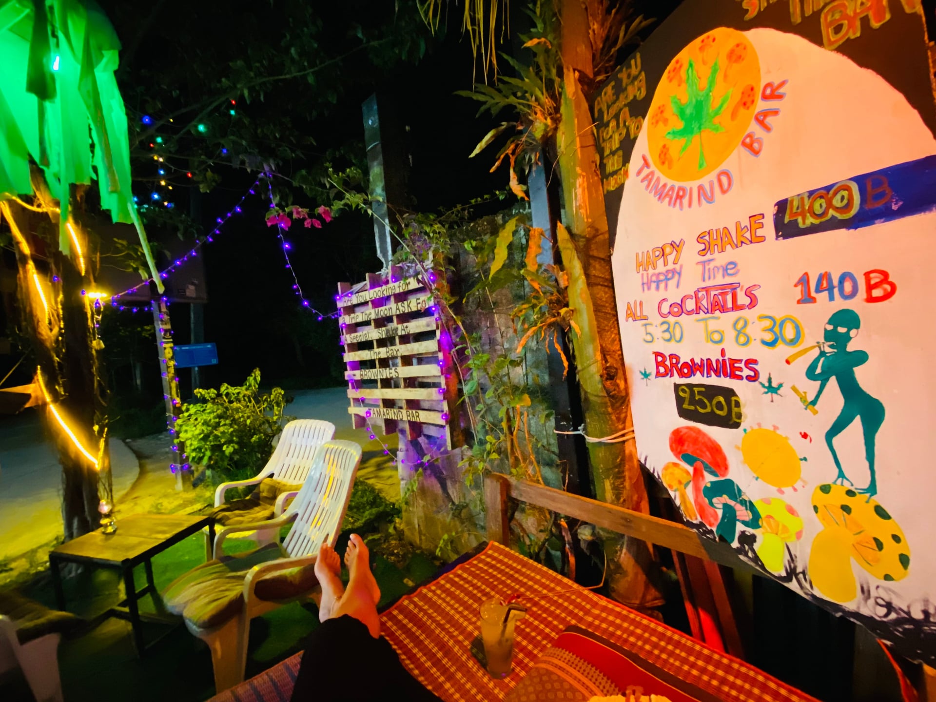 Stoned Bar