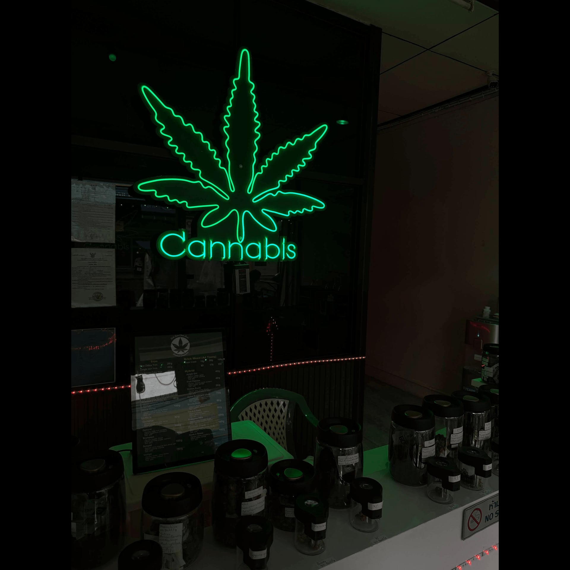 Cannabis Dispensary RakGan Tha Bunmi Cannabis logo
