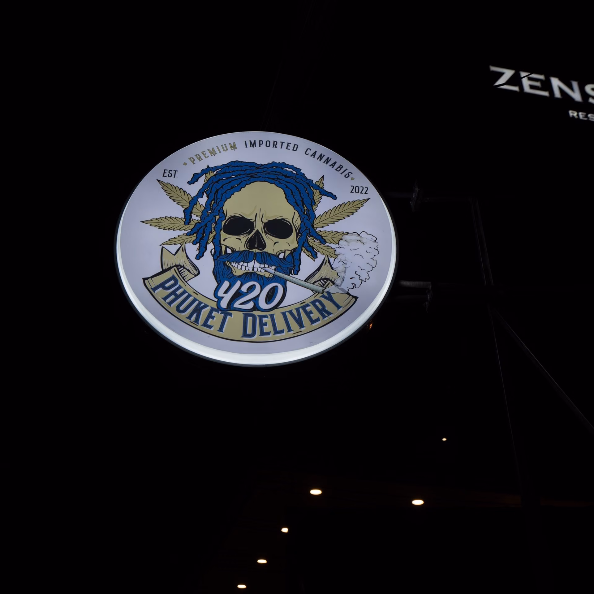 Cannabis Dispensary Somwhr. Chill logo