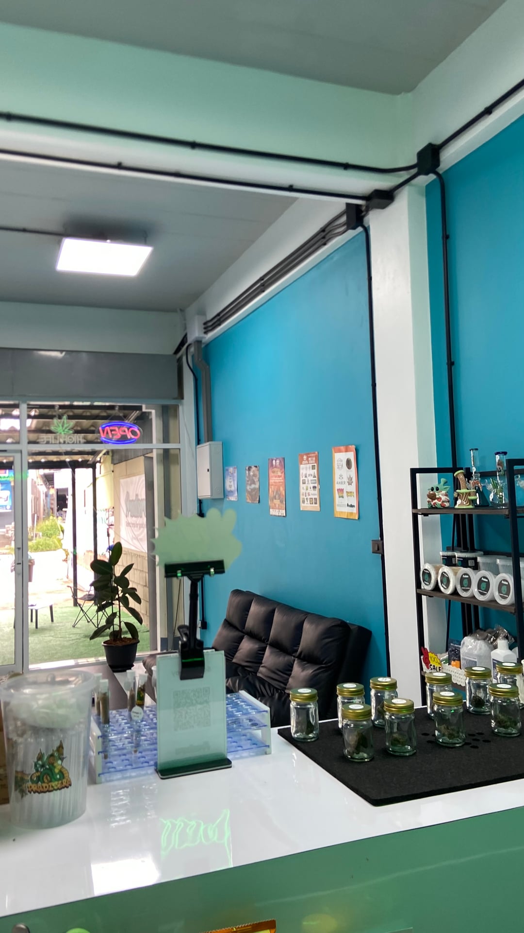 Pradisera Dispensary - Chalong
