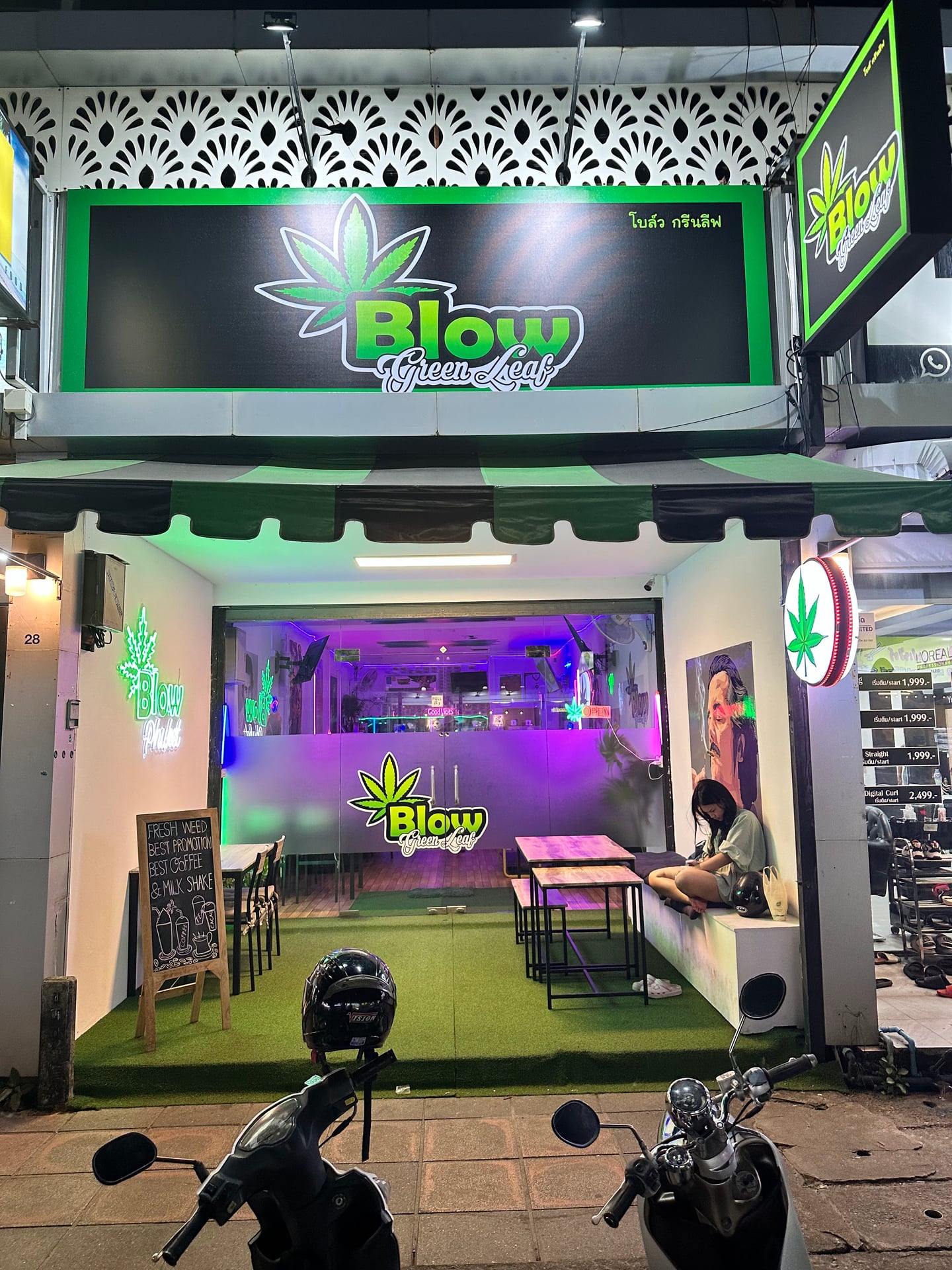 Pinki Monkey Cannabis Coffee Shop - Beach Road