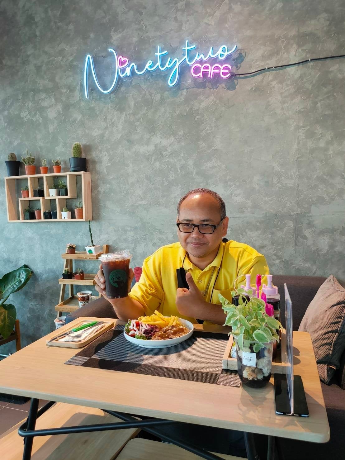 3 At Ninetytwo Café