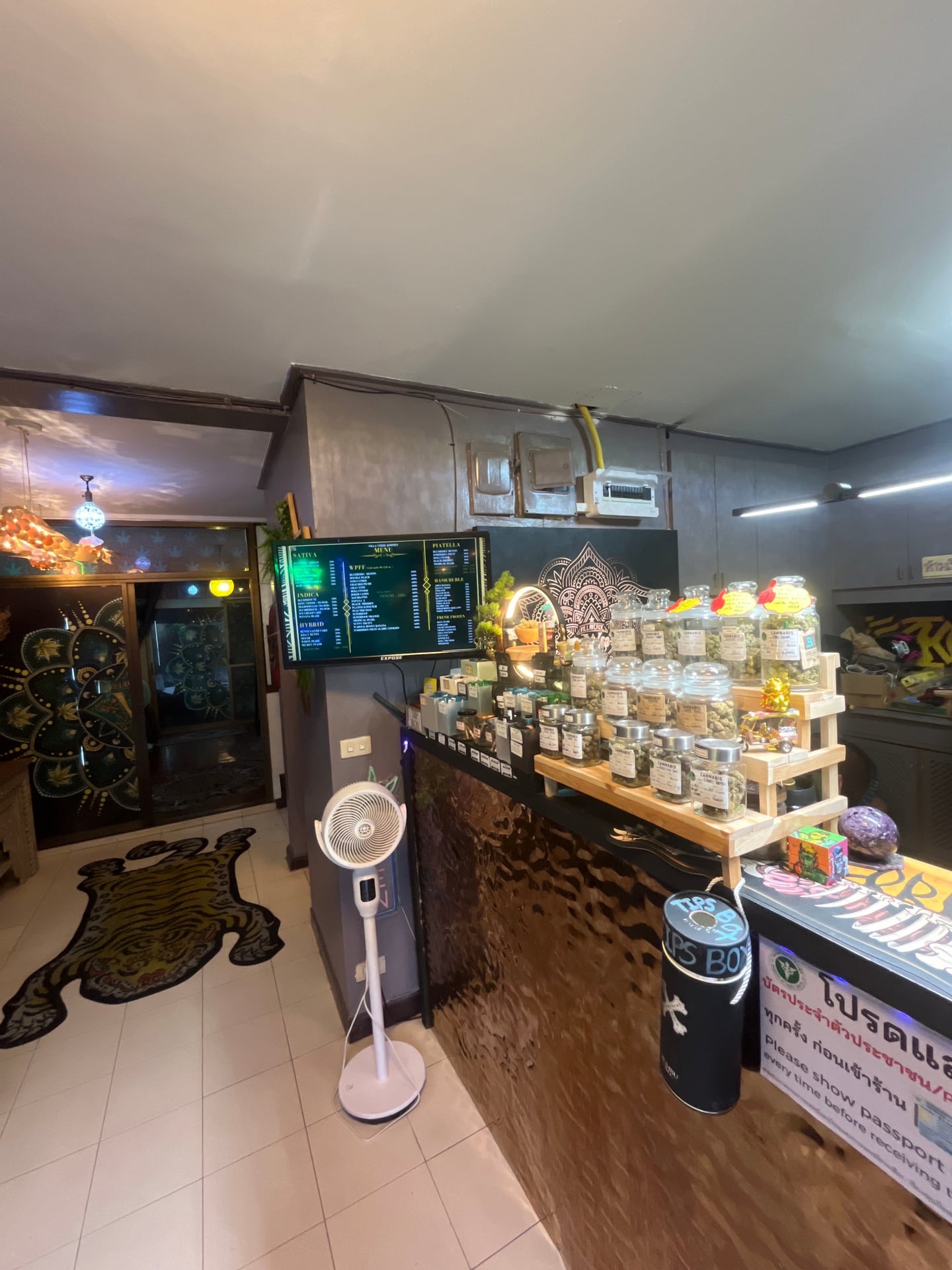 Villaverde Cannabis Shop ,Seeds,Flowers,Extraction French