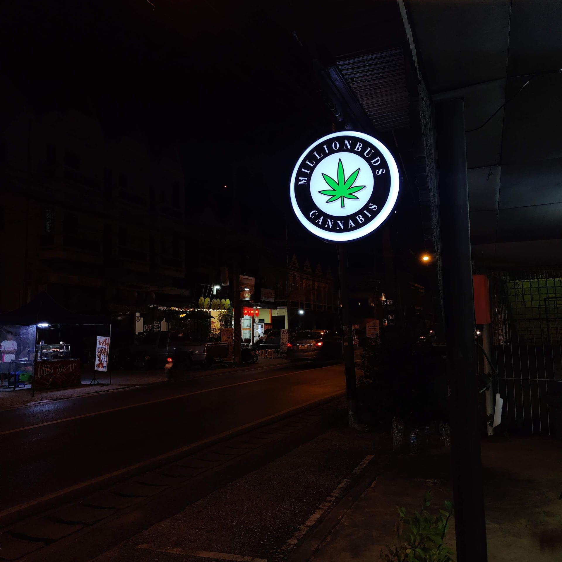 Konopná výdejna Herbal Heights v Chiang Mai logo