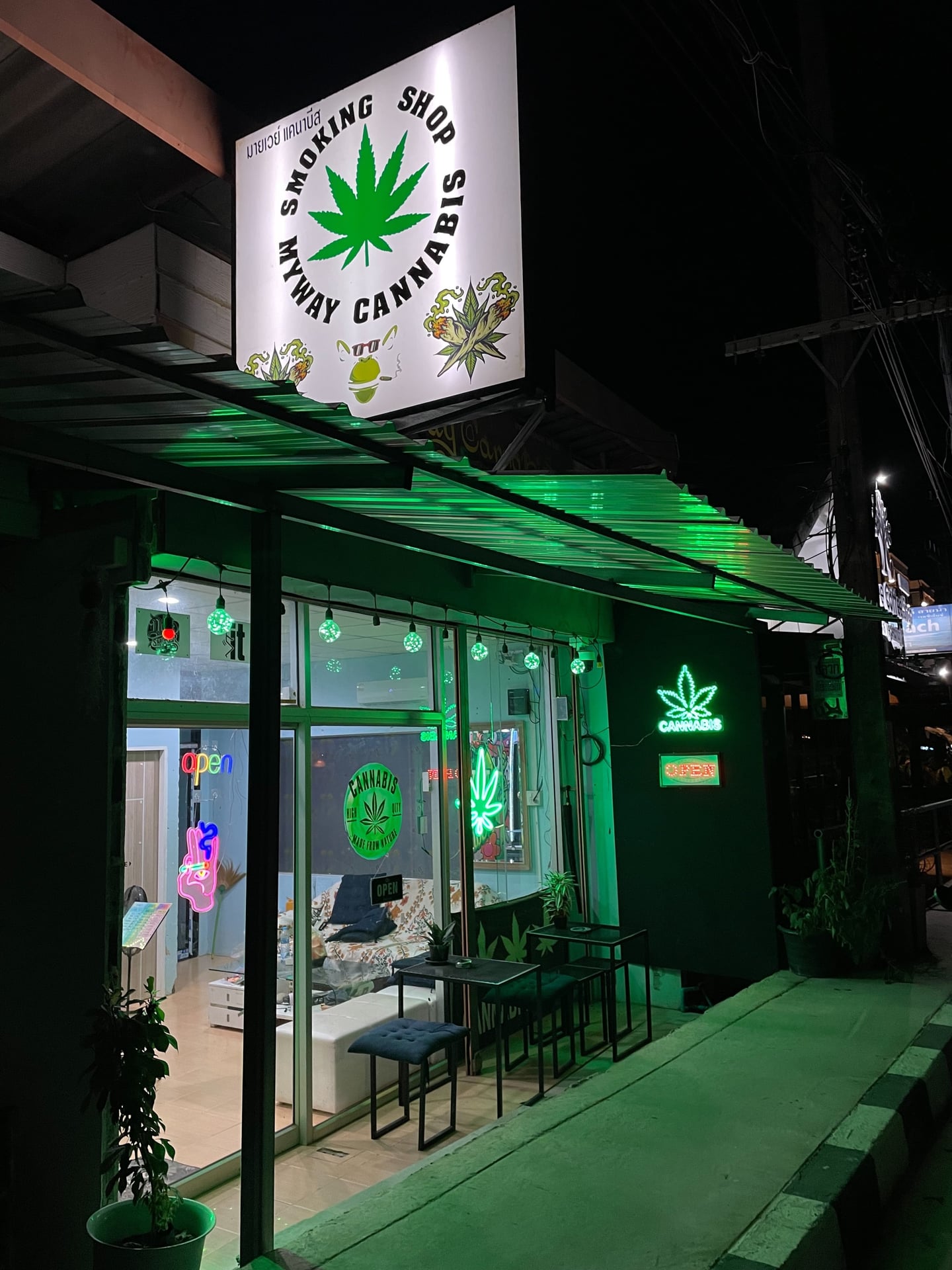Weedology Cannabis Culture Lanta