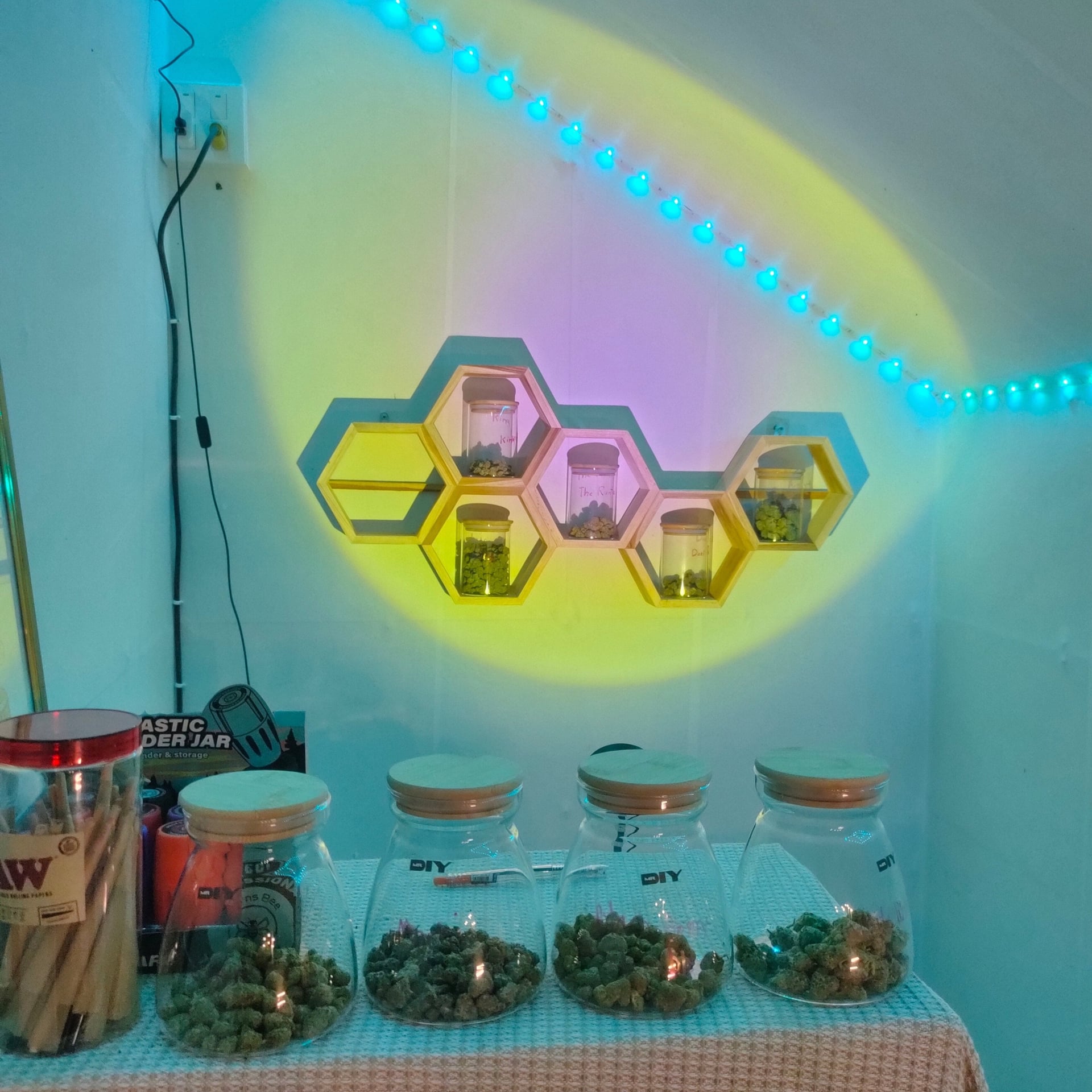 Frist Class Cannabis