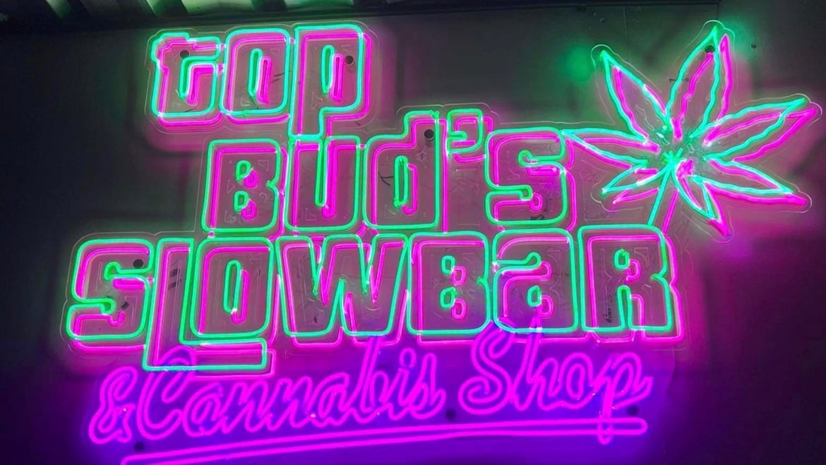 Topbud's Slowbar
