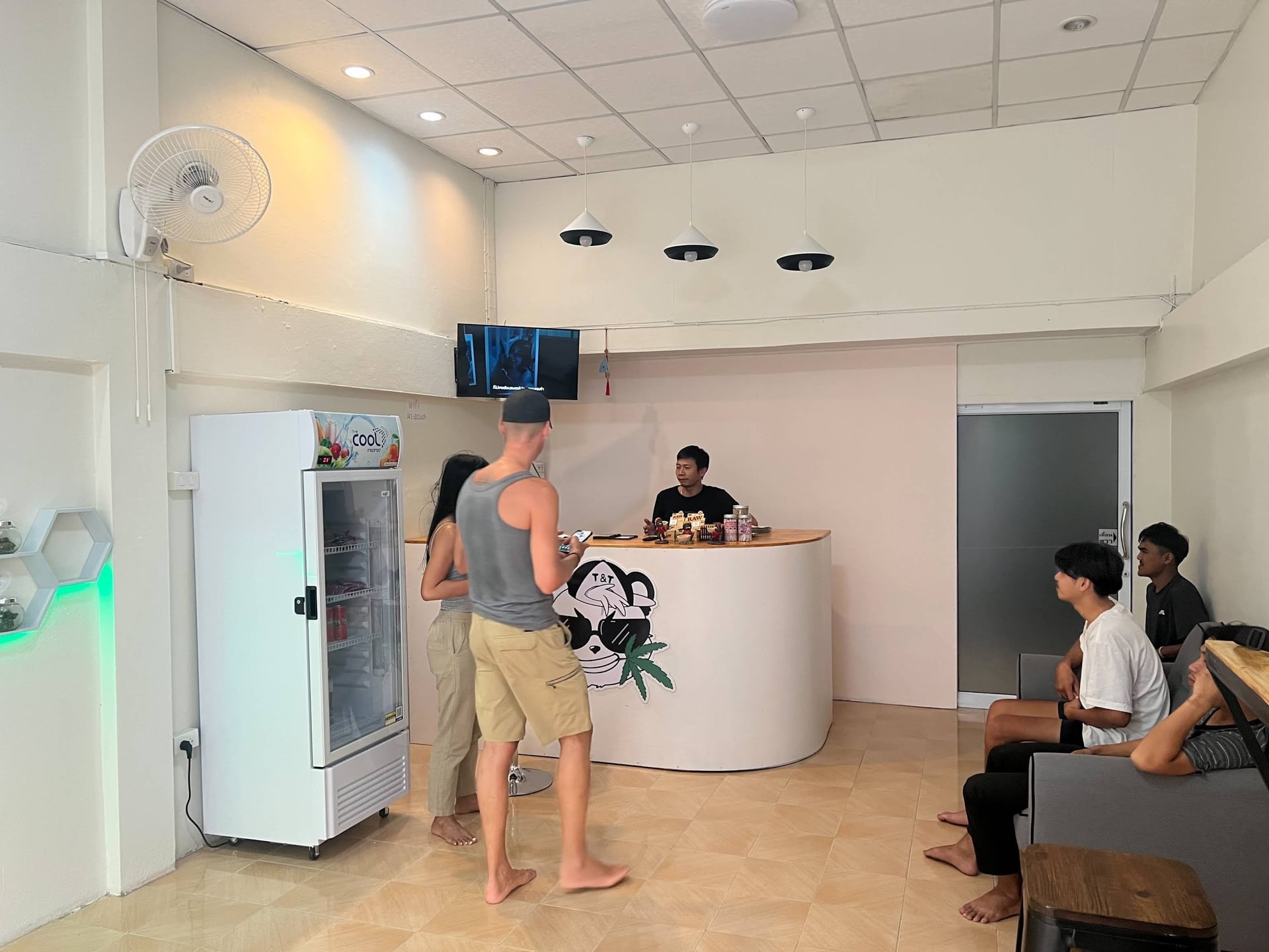 T & T Shop Nan Cannabis